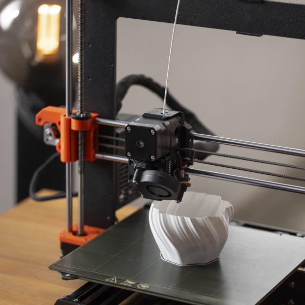 🛍️ Robotics Kits & 3D Printers